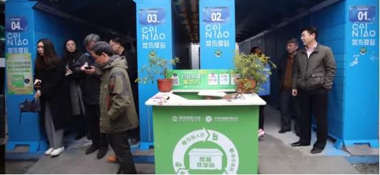 我在社区开了家菜鸟驿站,年入近200万