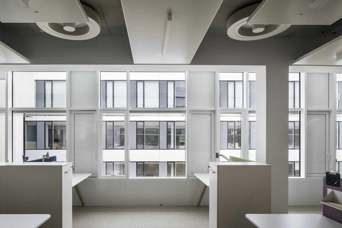 轻盈透明,曲直线的共舞:液化空气集团总部