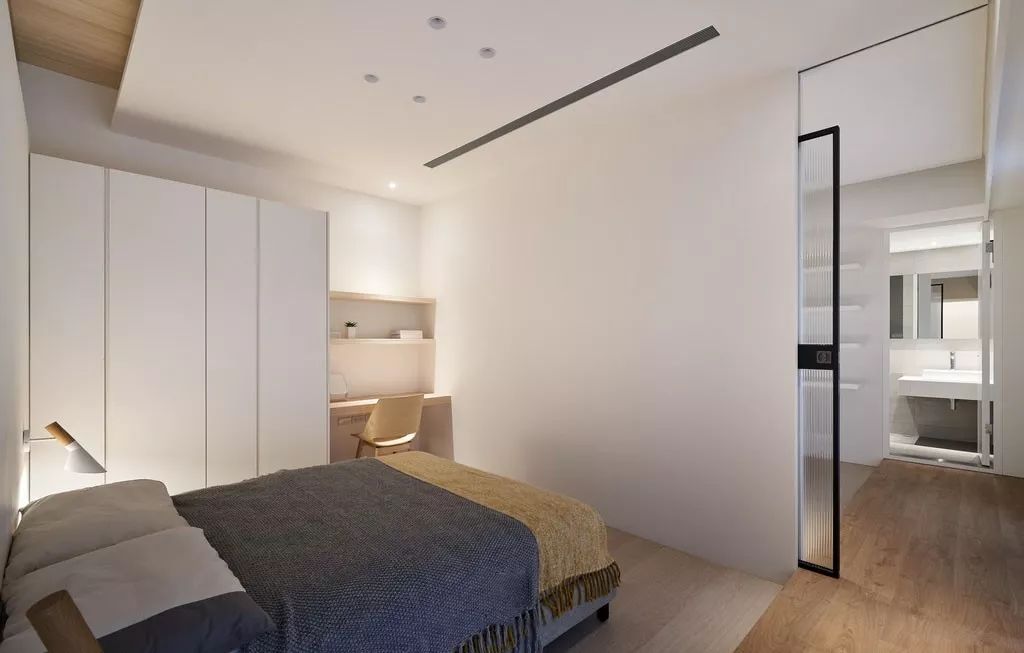 装修好的三室改两室变大客厅,户型改造二室改三室带阳台60平方