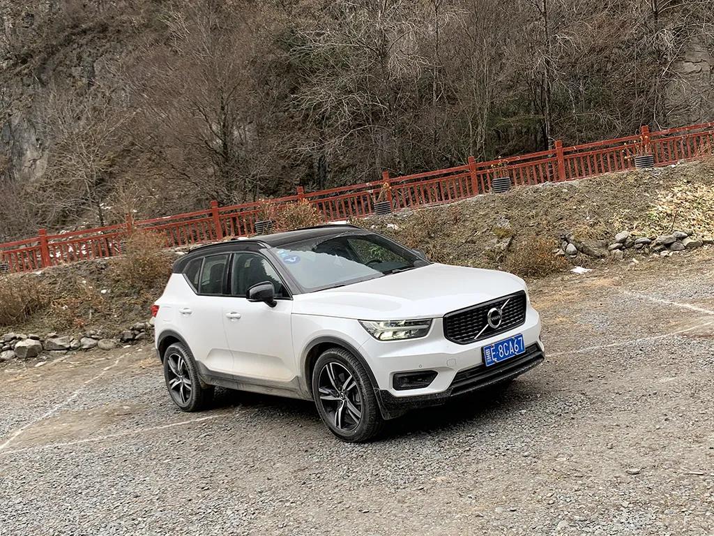 试驾沃尔沃xc40,沃尔沃xc40最新试驾视频