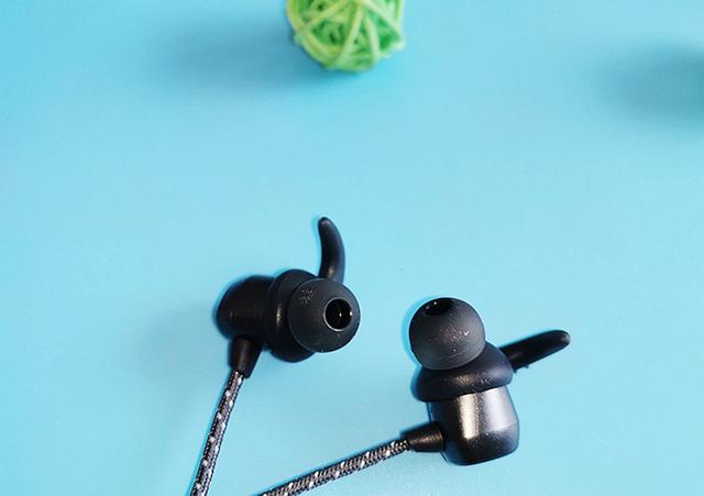 HARMANInfinityI200评测:强悍性能+绝美外观,就是不一样