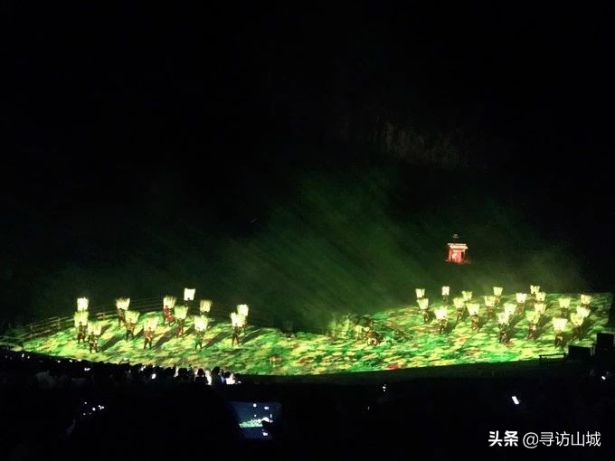 印象武隆寻找令人叹为观止的奇观,印象武隆的山