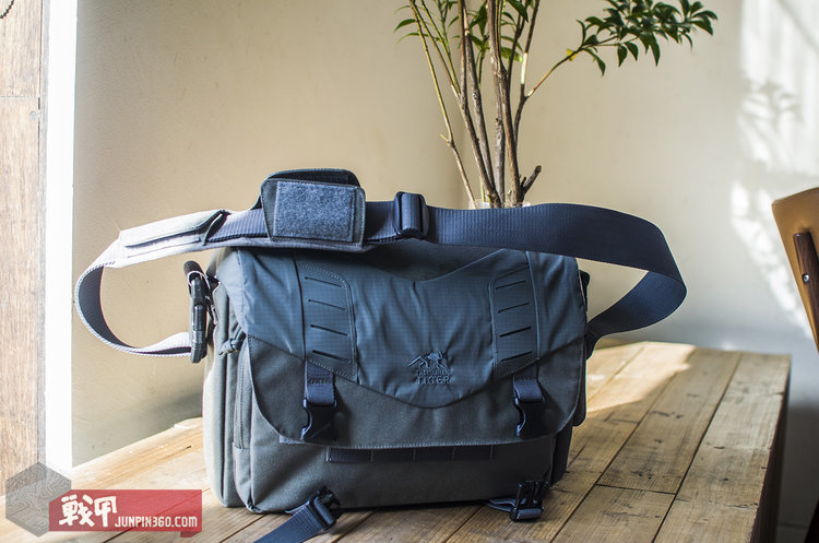 塔虎单肩包测评,塔虎战术双肩包