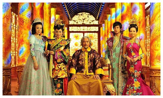 国产剧“审美*退倒**”,不能只怪化妆师啊!原因太复杂了