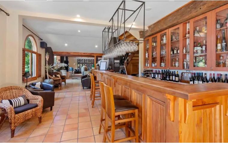 新西兰买农场可以自己盖房吗,新西兰买地盖房靠谱吗