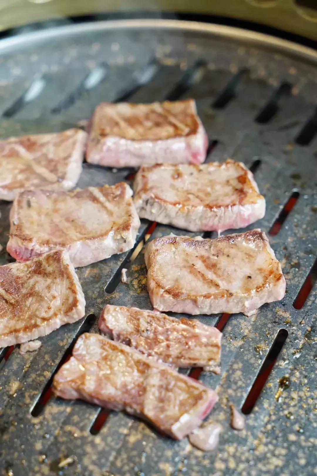 低温熟成牛肉简介,低温熟成牛肉