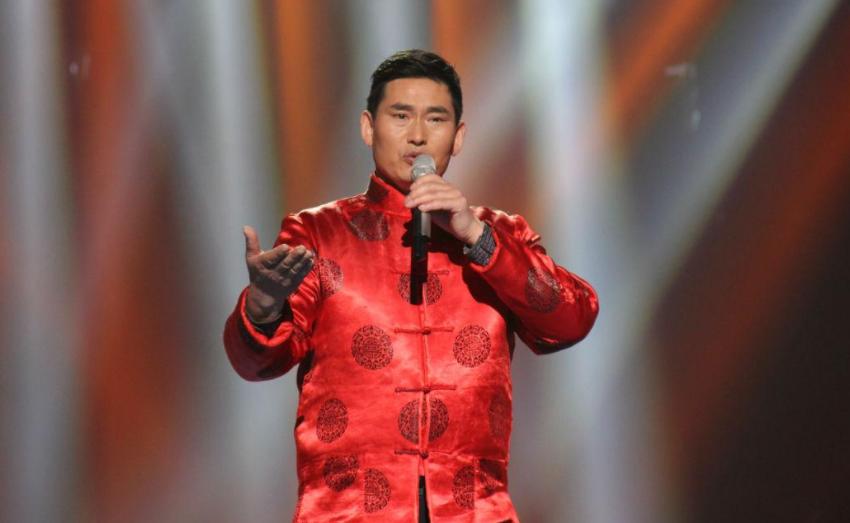 大衣哥品酒,大衣哥当评委被调侃