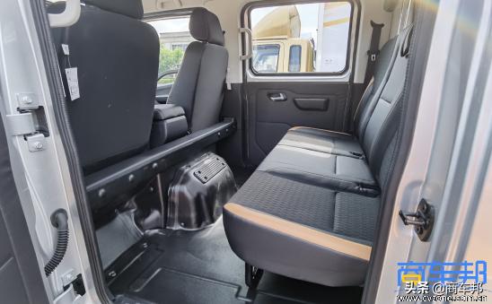 福田领航s1对比江铃顺达小卡,福田领航s1小卡排半柴油版价格