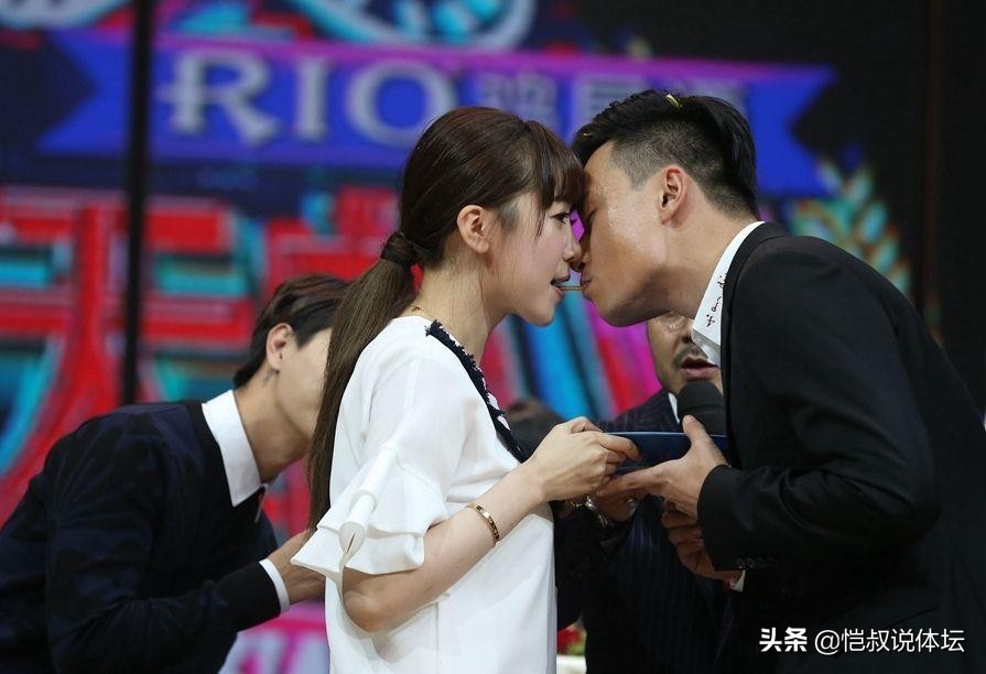 郜林争议判罚,前国脚郜林回应争议照片