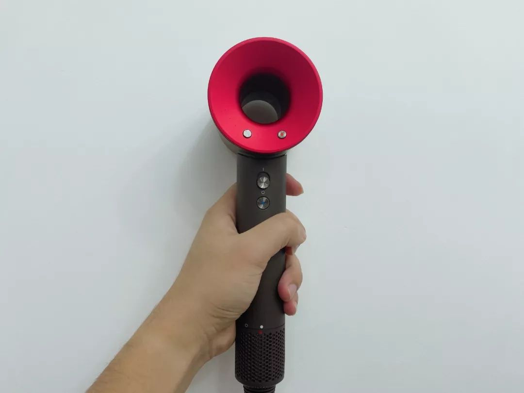 戴森吹风机pk莱克,吹风机对比戴森