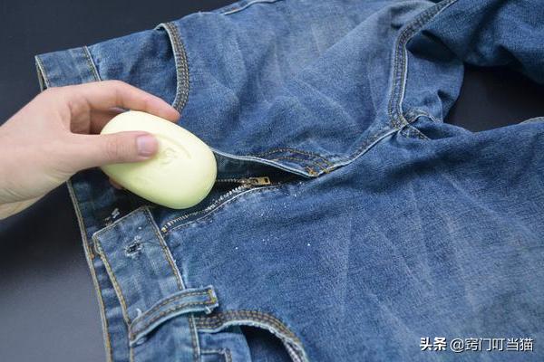 马桶里放香皂好不好,家庭小妙招马桶放香皂