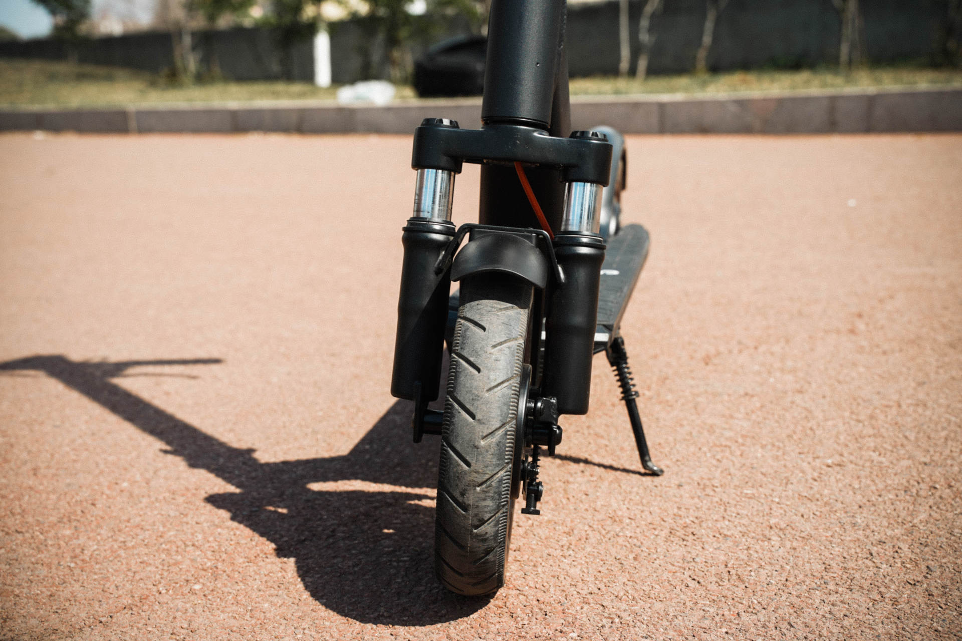 科洛威电动滑板车l10能充电吗,科洛威l10和米家哪个好