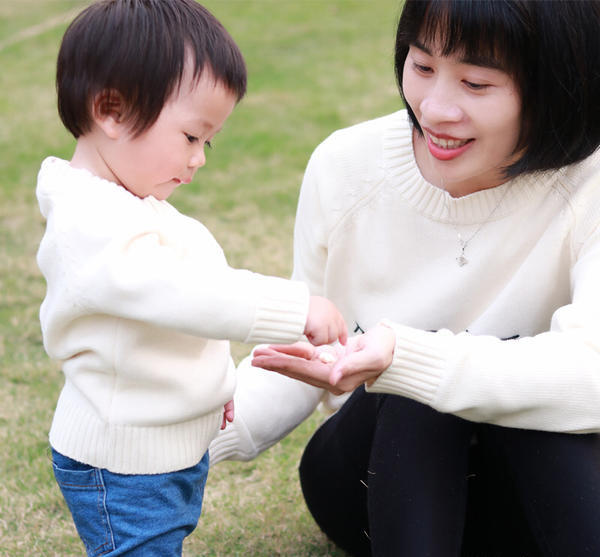 辟谣：宝宝磨烂被角是恋物癖？殊不知是过渡性客体在帮娃成长