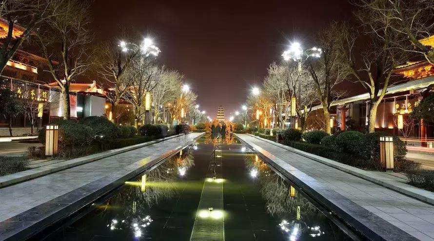 大唐不夜城的成功改造,大唐不夜城需要改进的地方