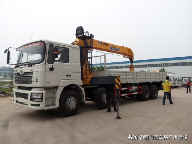 买随车吊一年能挣多少钱,买随车吊如何不被坑