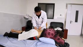 针灸治疗腰突症病例分享,针灸治疗腰突腿痛一般几天有效果