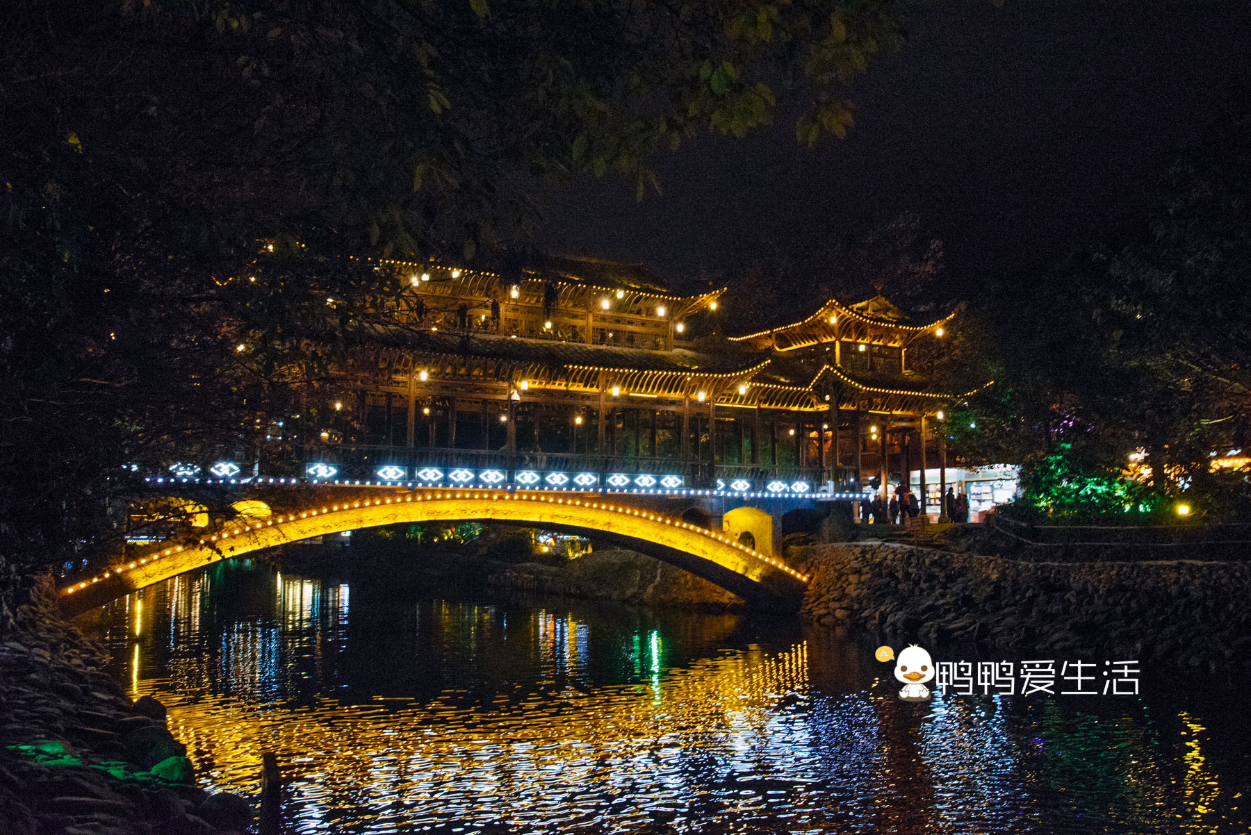 匆匆忙忙的行程,匆匆游览一个景点