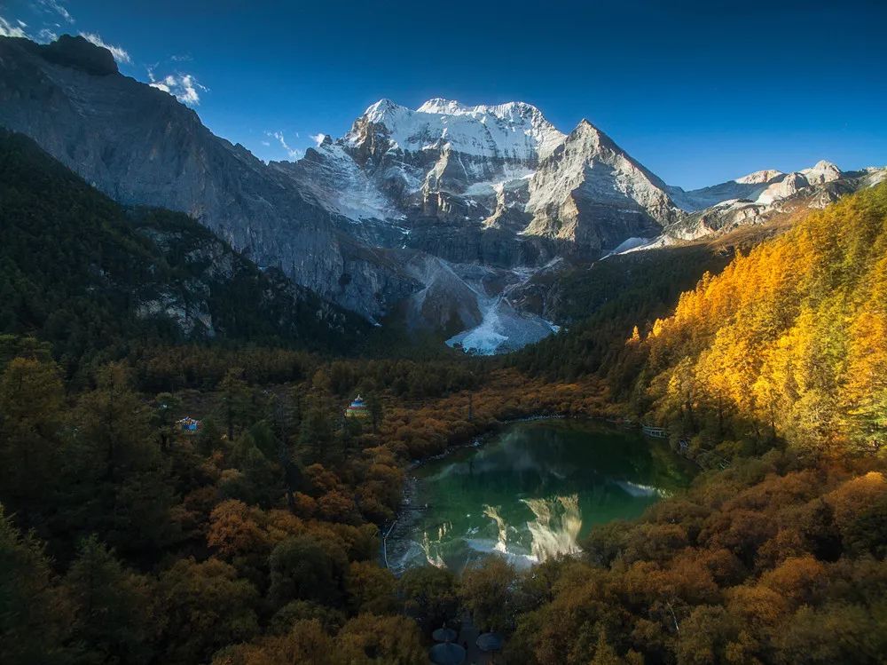 甘孜是个什么神奇的地方,甘孜的人间仙境