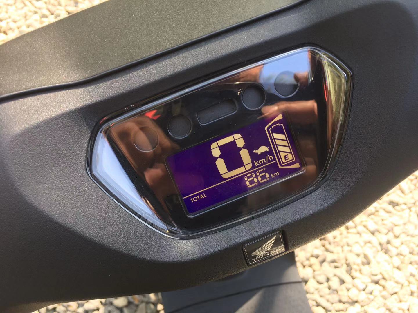 本田小龟遇到水打不着火,小龟电动车漏电