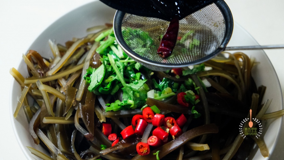 干海带上的白霜是盐还是糖,干海带怎么区分发霉还是白霜