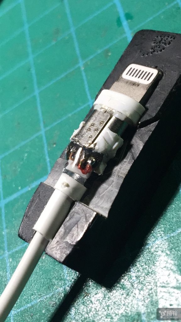 苹果耳机3.5毫米接口维修,苹果耳机故障维修