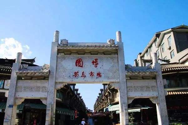 全国最大花鸟鱼虫市场排名,花鸟鱼虫批发市场哪里最便宜