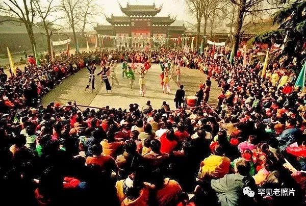 100年南京大桥绘画,南京红色100年