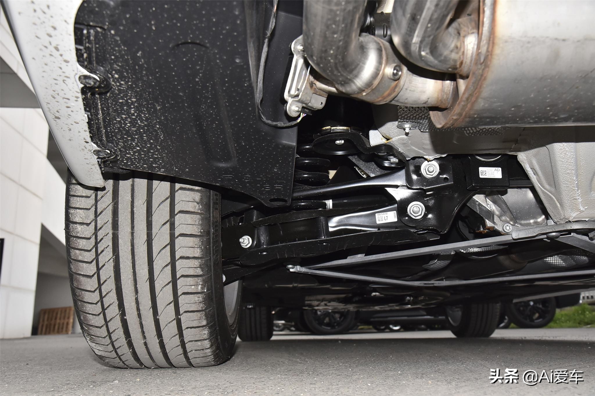 宝马3系进口双门轿跑极速,最新款宝马3系顶配四驱