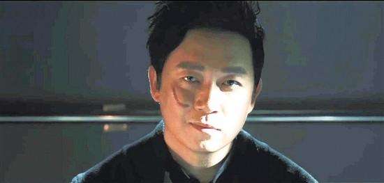 韩国球员赢中国脚踩熊猫杯,韩国球员赢中国后踩奖杯