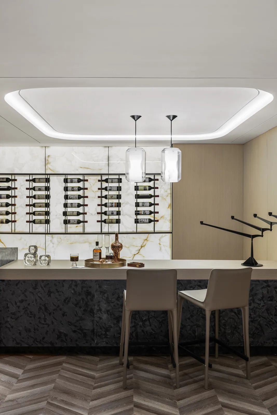 首创经中x赛拉维：闲逸如室间，隐于品质与优雅