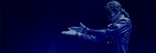 迈克尔杰克逊十年前的一场离别,迈克尔杰克逊30年前的变化