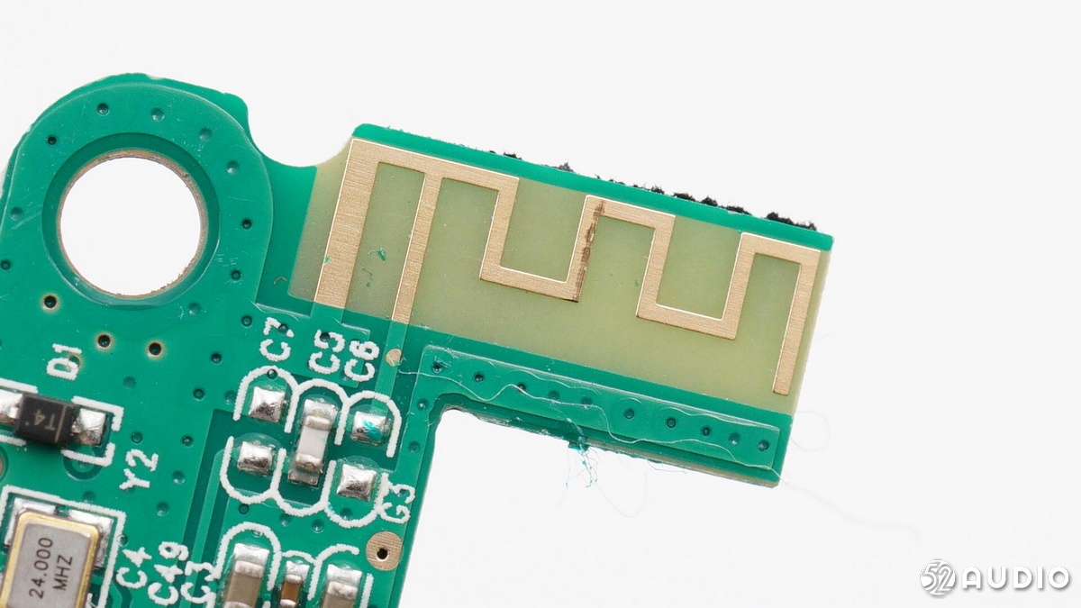 马歇尔EMBERTON蓝牙音箱拆解,便携ai蓝牙音箱拆解