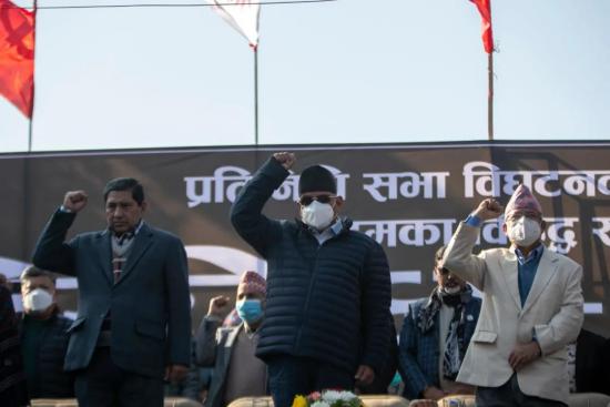 身处印度后院,尼泊尔为什么敢与中国越走越近?