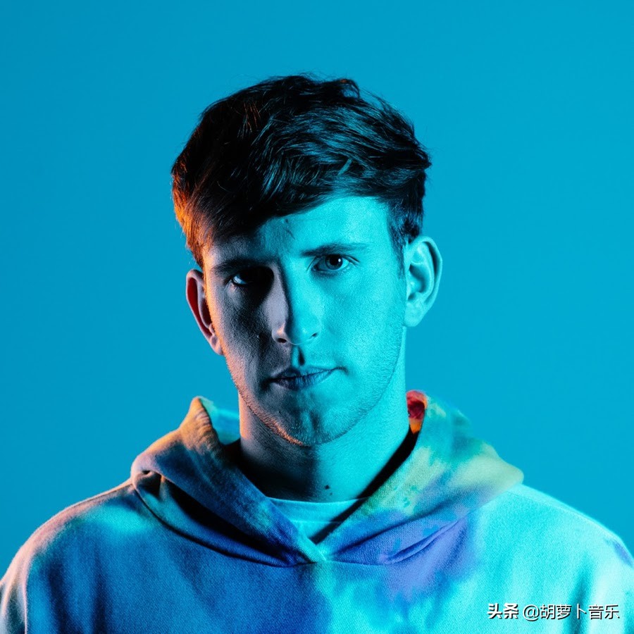 今日欧美圈:J.Cole新专流媒强势,麻辣鸡晒长文缅怀父亲