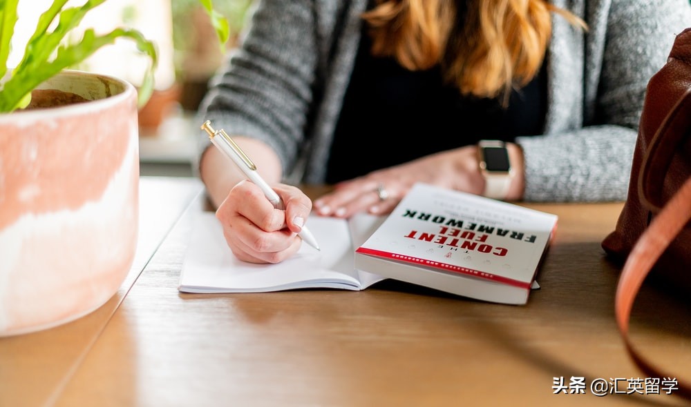 英国留学语言课堂课程,英国留学英语一对一教程