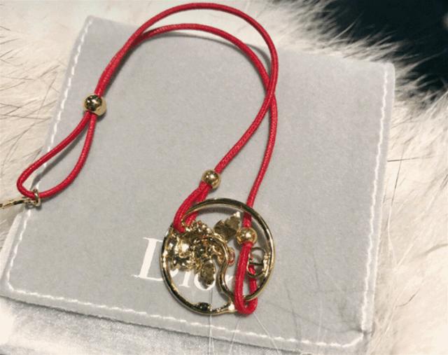 欧阳娜娜戚薇刘海,欧阳娜娜周冬雨刘昊然