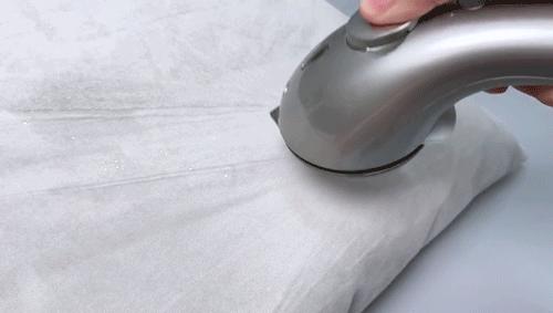 电熨斗去除衣服褶皱,衣服怎么熨小褶皱好用