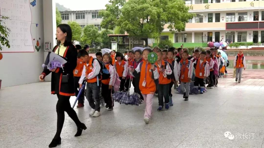 福建龙岩长汀腾飞路小学,腾飞小学长汀