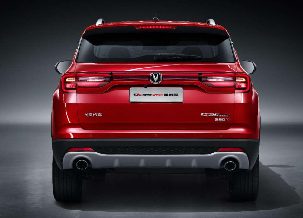 长安cs35plus1.6自动,长安cs35plus蓝鲸版1.6t测评