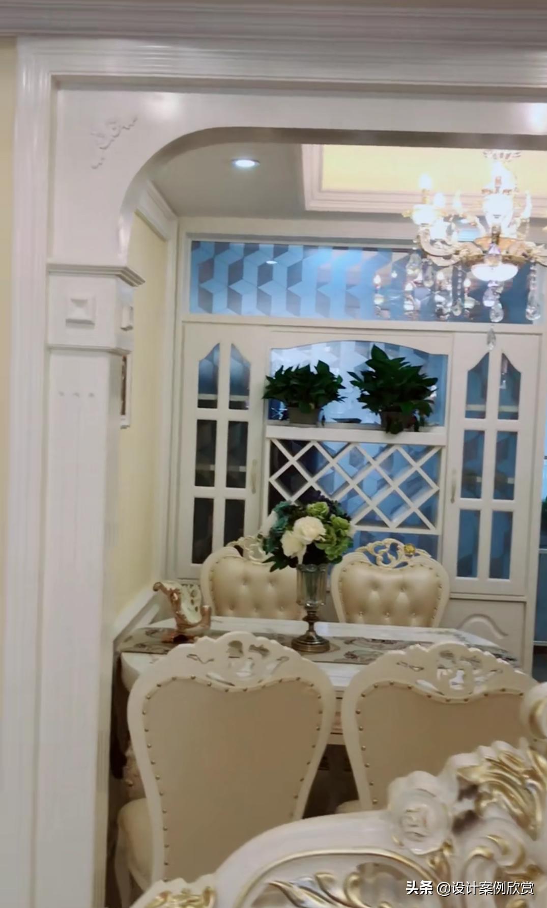 2020年轻奢餐厅酒柜效果图,2021高端大气上档次的厨房酒柜