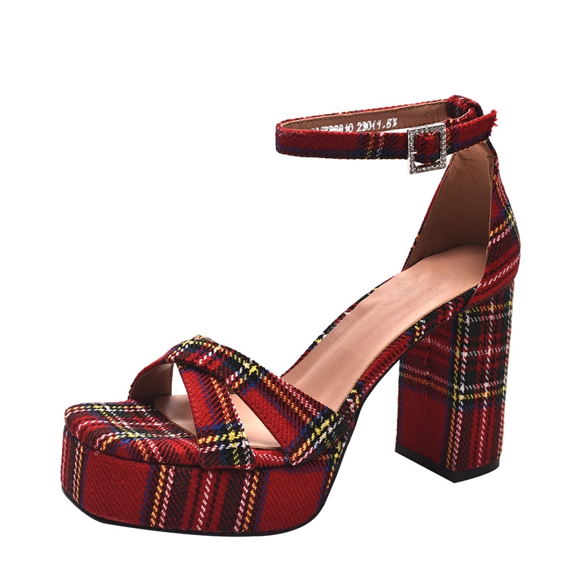 什么样的高跟鞋穿了不累,夏天什么样的高跟鞋好看