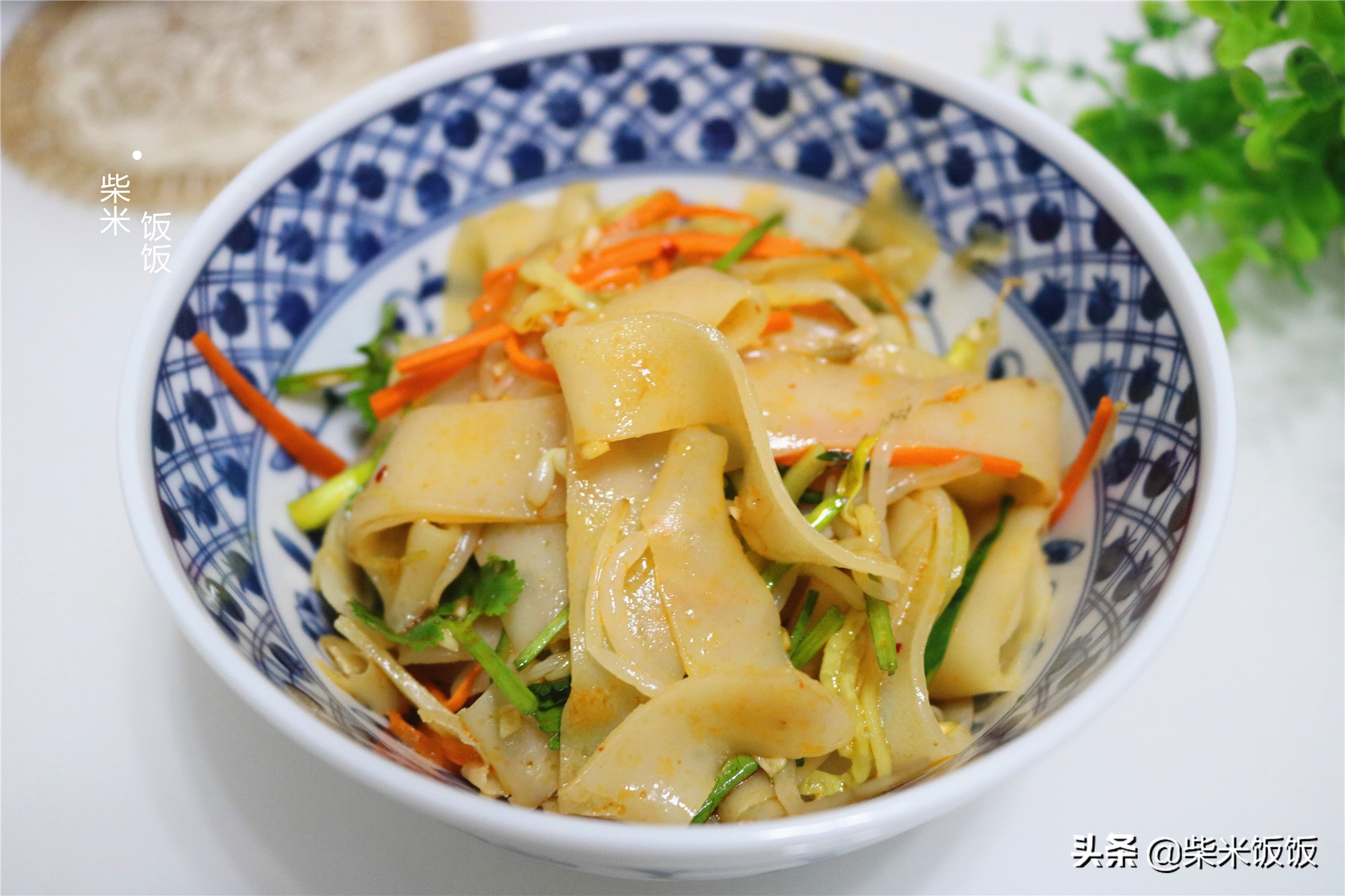 不用揉面不用洗面的凉皮详细做法,凉皮简单做法不用洗面和面