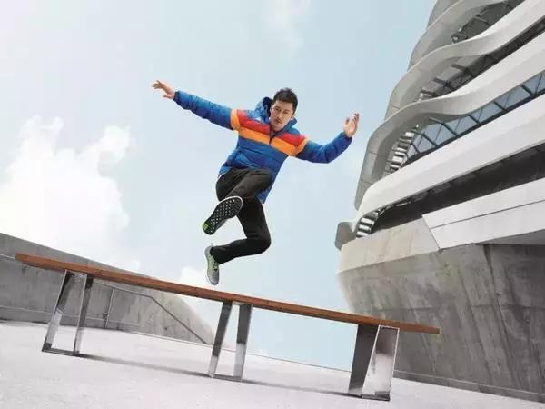 陈冠希发布新鞋,陈冠希新鞋阿甘鞋