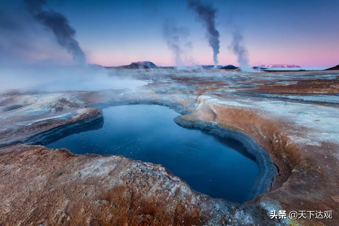 冰岛｜北大西洋中的一个岛国，人口约为34万，首都是雷克雅未克