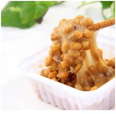 比臭脚还要臭100倍的纳豆你敢吃吗,纳豆有臭脚味怎么回事