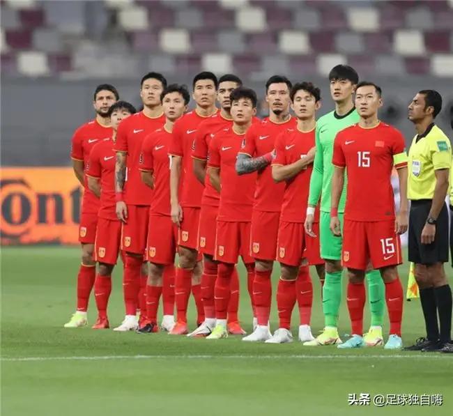 国足两连败，是什么原因造成的，中国足球还有希望吗？