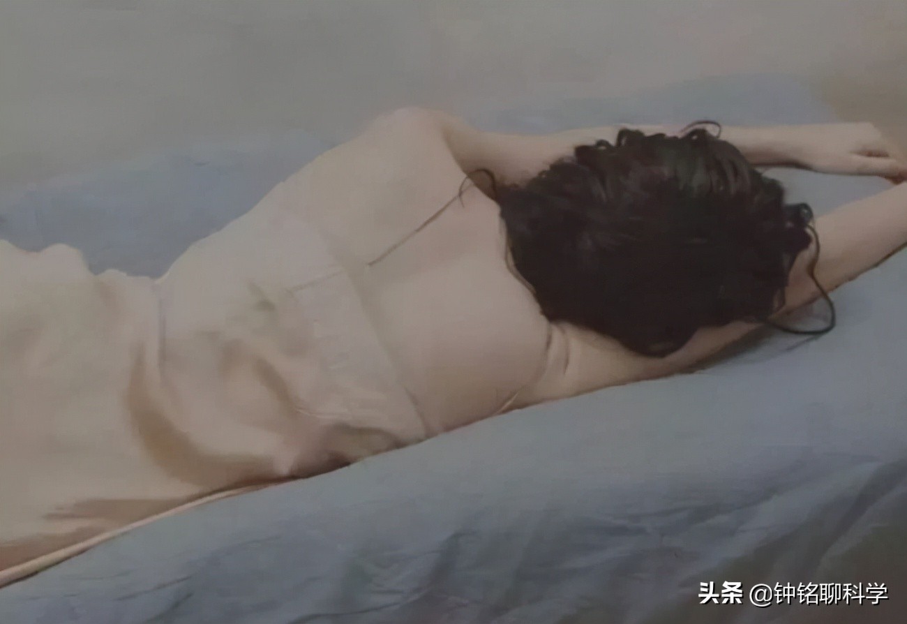 祸害女性的“*药迷**”真的存在吗?“听话水”为啥会让人“听话”?