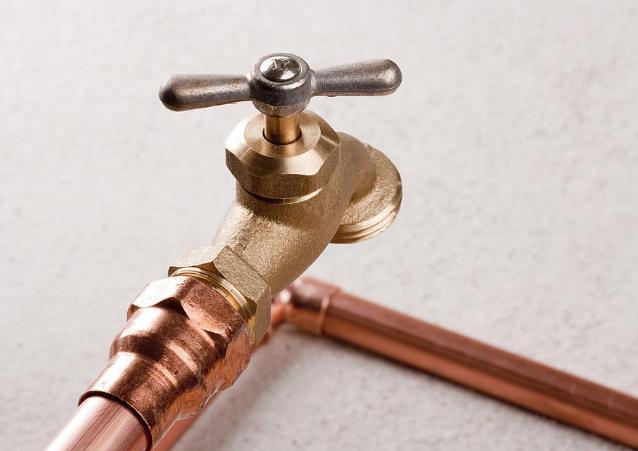 不锈钢和纯铜水龙头,水龙头买不锈钢还是电镀好