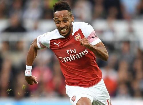 历史上前10名的足球运动员,各个国家著名的足球明星