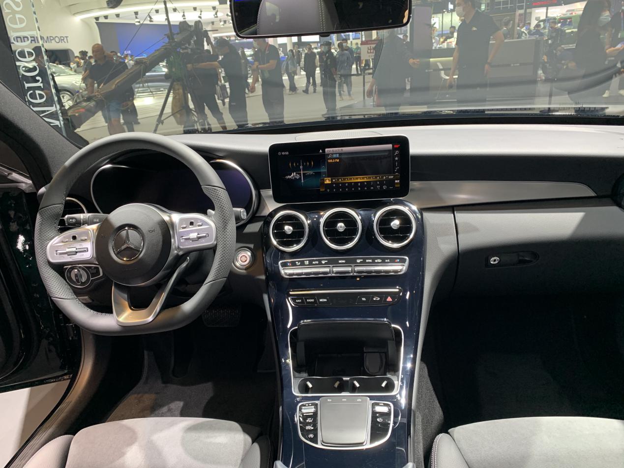 1.5T就卖30万,割韭菜还得是奔驰C级,评测C260